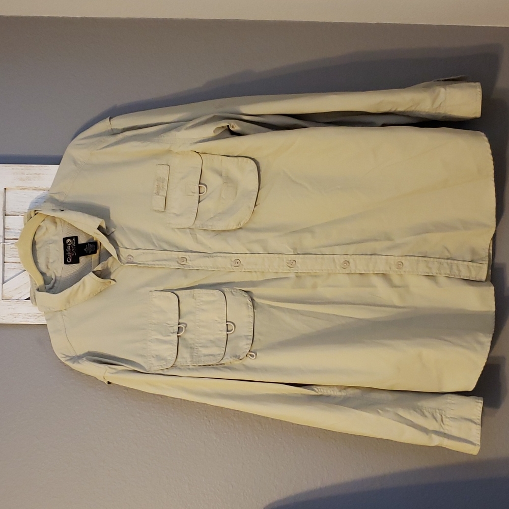 Guide Series Vented Long Sleeve Button Down Shirt Size XL